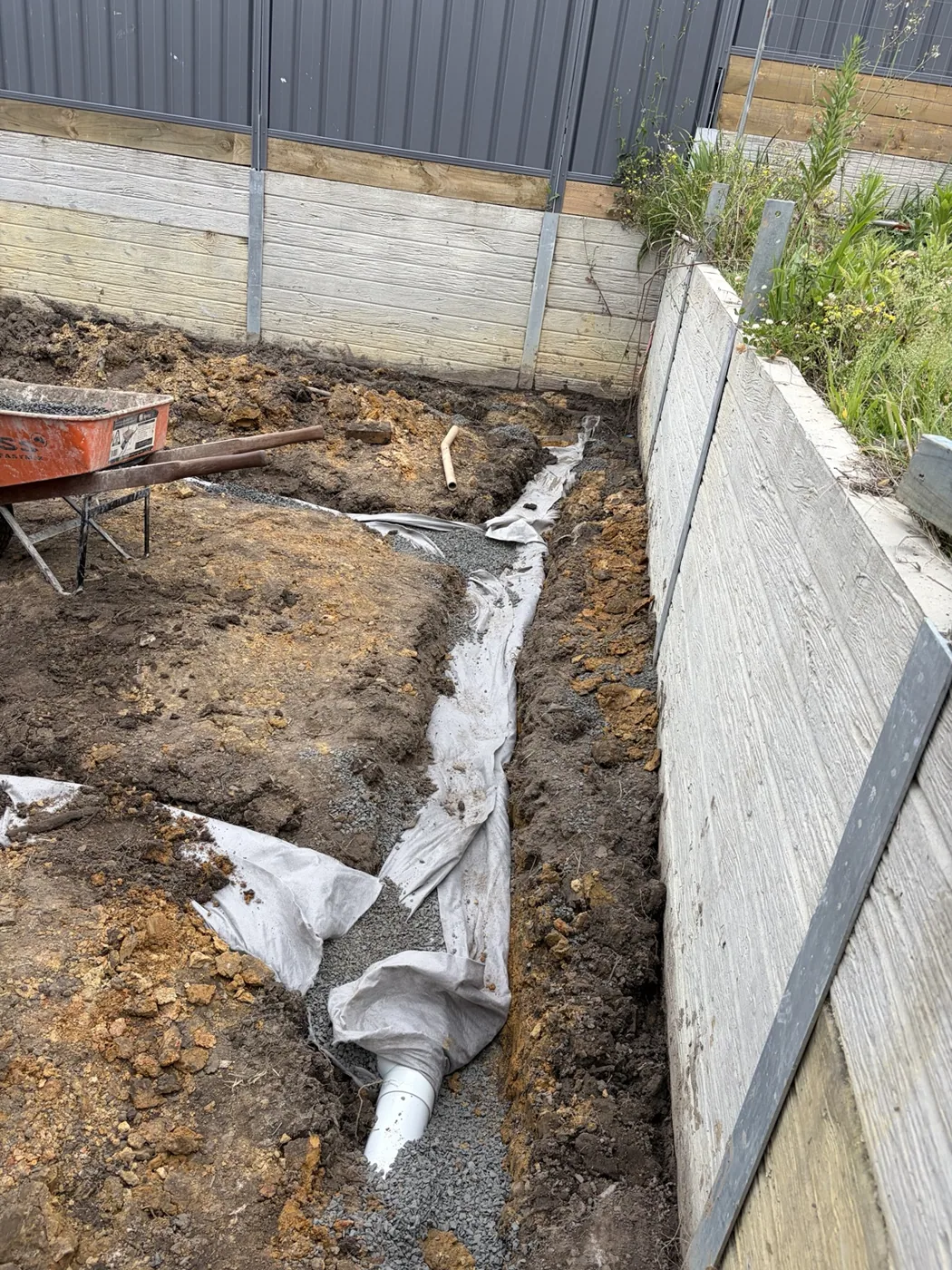 Drainage trench and gravel bedding